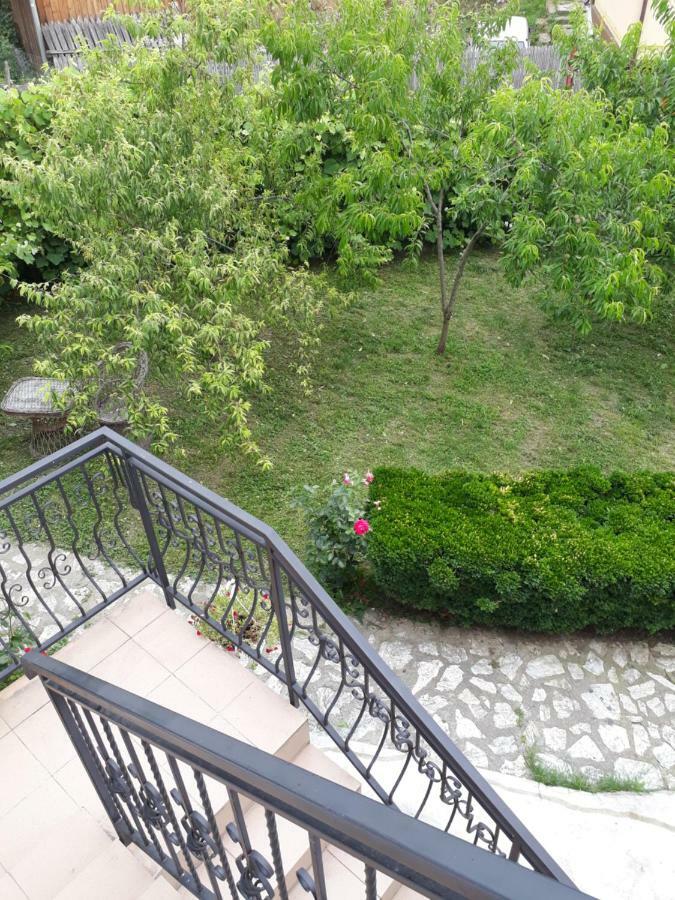 Appartamento Casa Ade Călimăneşti Esterno foto